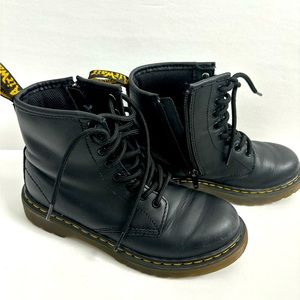 Dr.Marten’s kids boots US 2